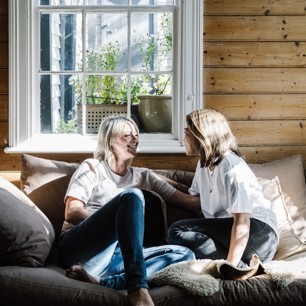 Same sex couple high res 80